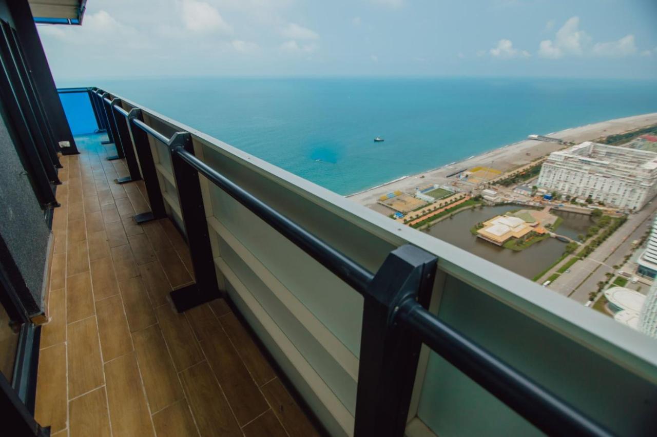 Orbi City Towers Batumi Exterior photo