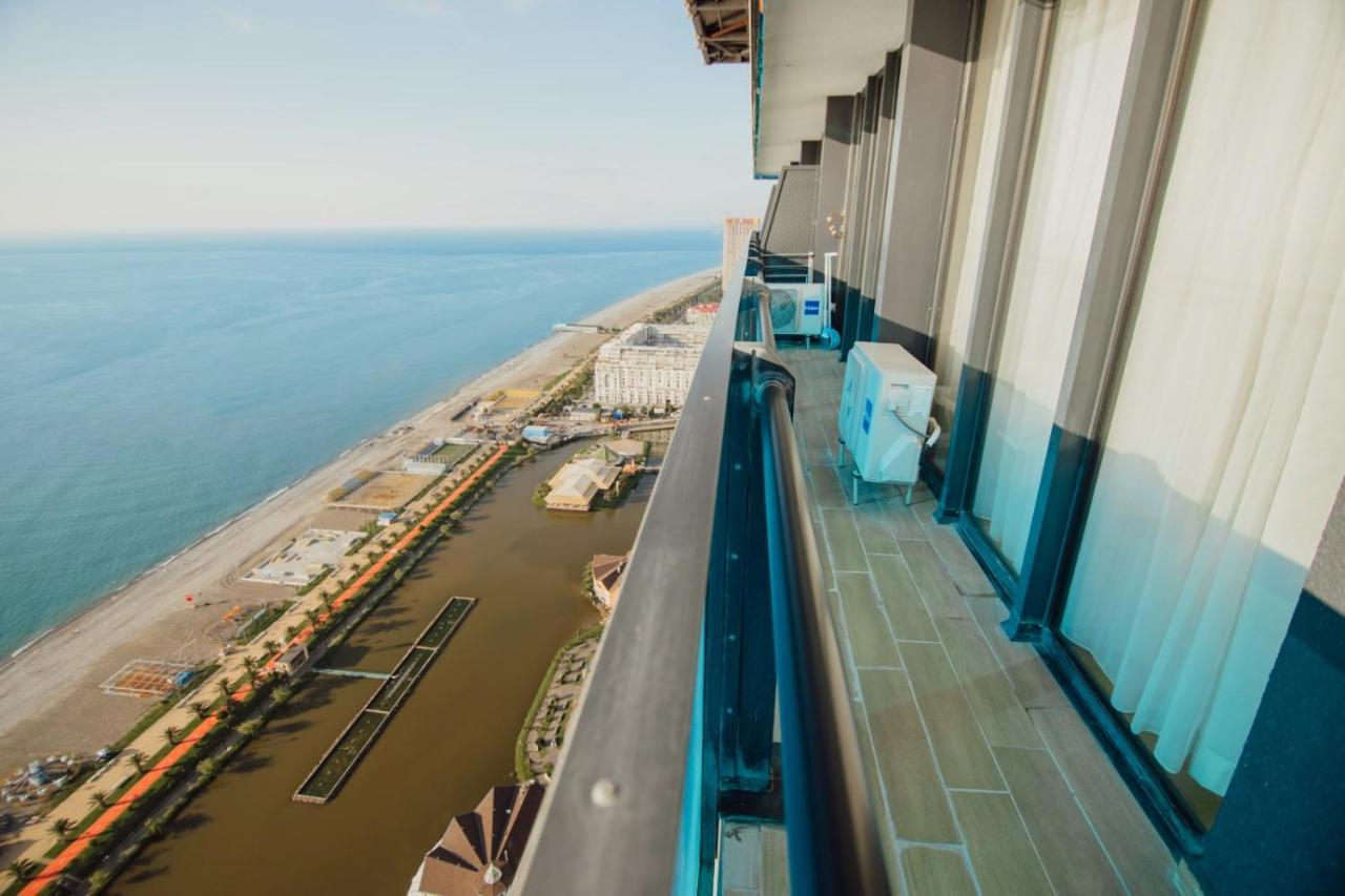 Orbi City Towers Batumi Exterior photo
